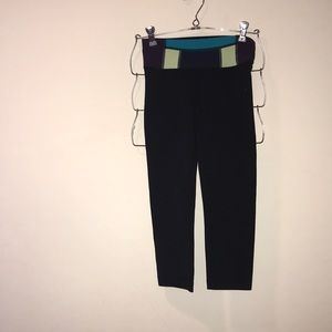 Lululemon capris MV L-9